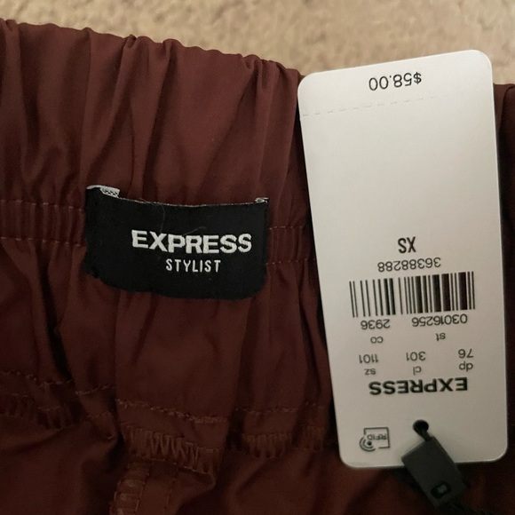 Express brown super high rise shorts size X Small NWT - Picture 3 of 7